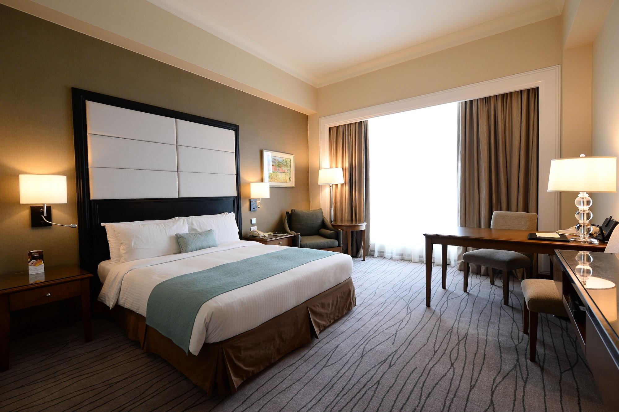 Отель Marco Polo Davao Экстерьер фото Deluxe Room