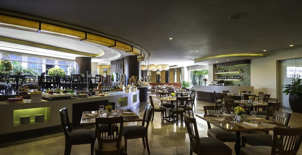 Отель Marco Polo Davao Экстерьер фото The restaurant